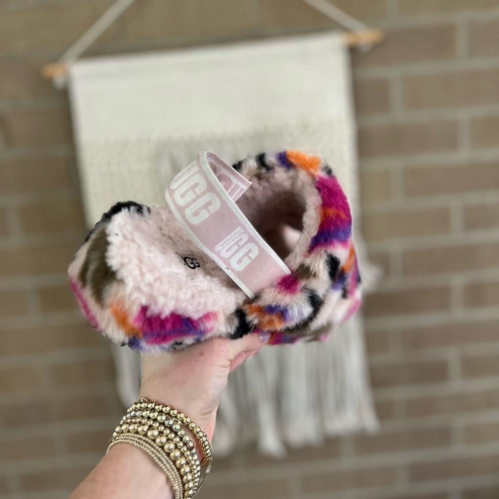 Ugg Fluff Yeah - image 3
